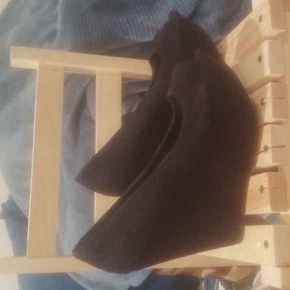 Suede Platforms - Picture 2 of 9